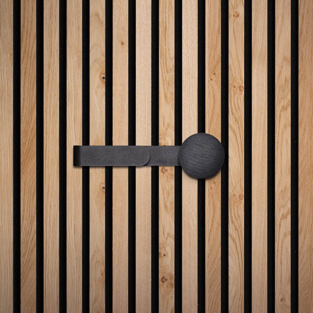 Image 3 of 7 in Create | Hangers gallery