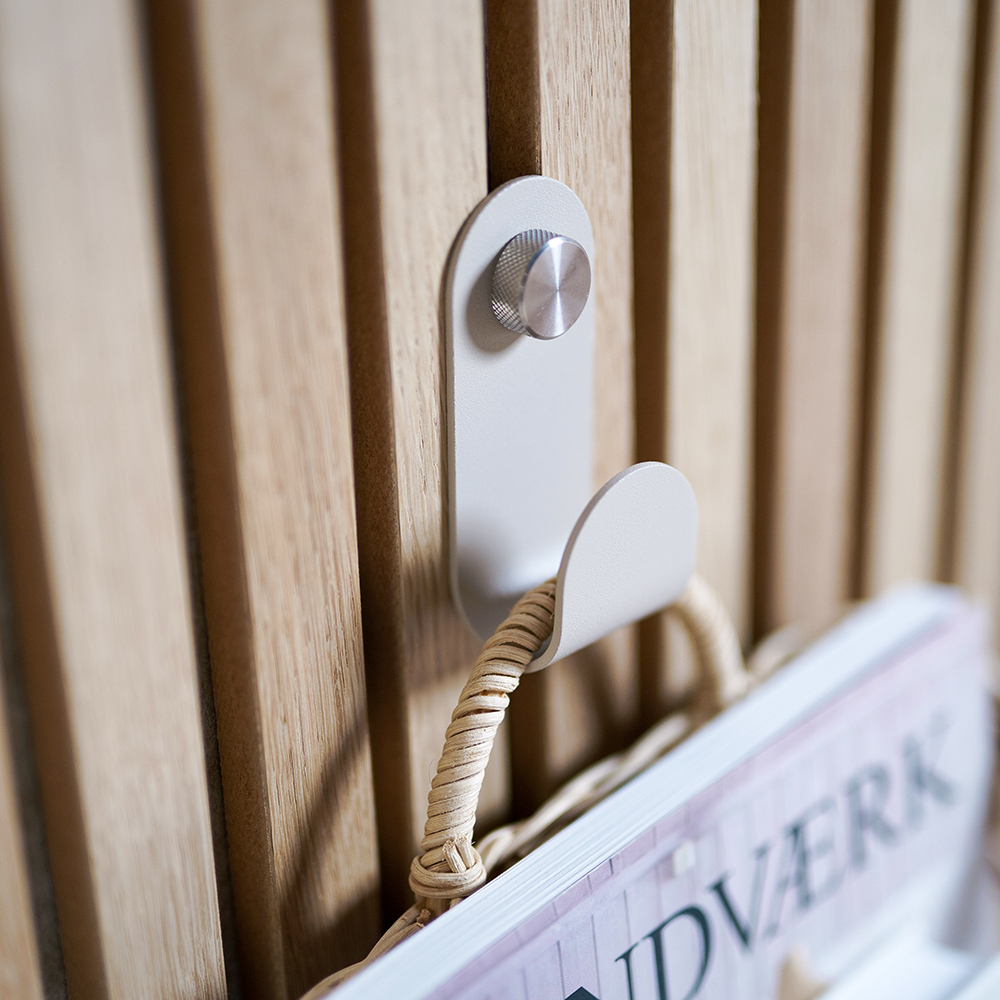 Image 1 of 3 in Norr Single Hanger gallery