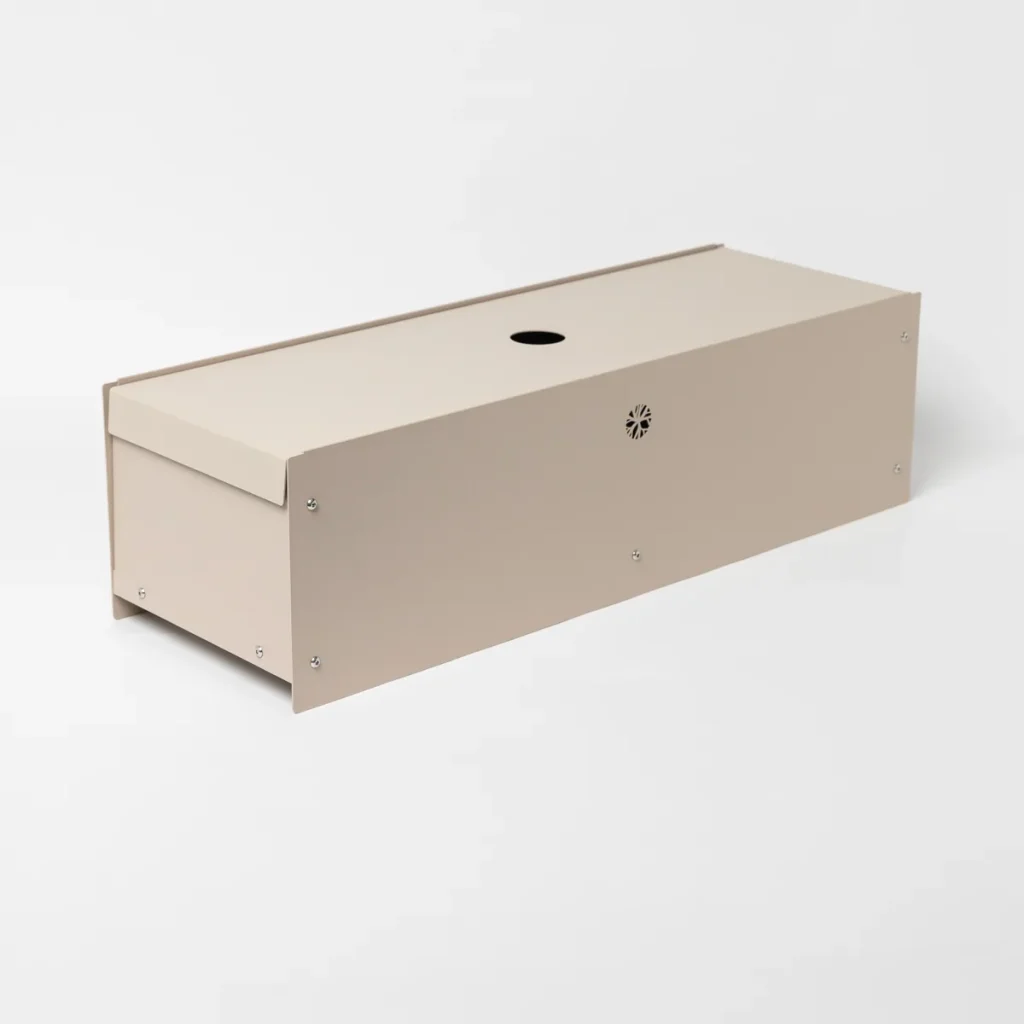 Image 2 of 9 in EMBRACE | Nell Metal Box gallery